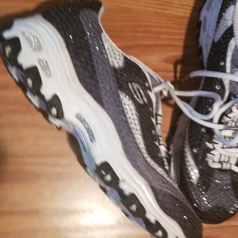 Skechers Diamond anniversary Edition‎ sneakers 8.5